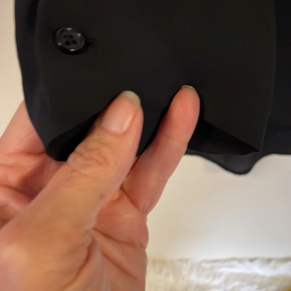 Lane Bryant Black/ white High Low Top             Sz 14/16 - Picture 3 of 8